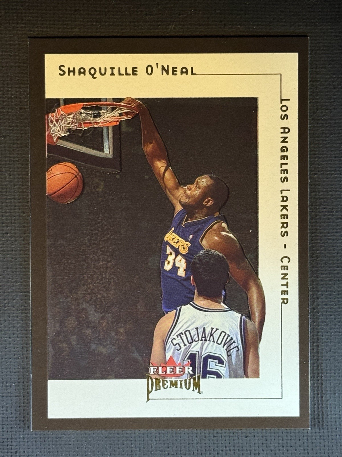 2001-02 Fleer Premium #132 Shaquille O'Neal Los Angeles Lakers NBA