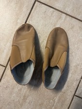 Dance class Women  s Size 8 Tan Leather Jazz Shoes