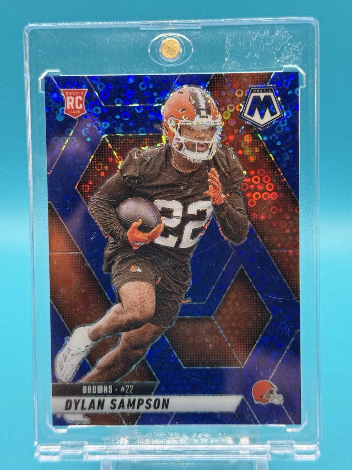 Dylan Sampson - 2025 Panini Mosaic No Huddle Blue Prizm RC #355 - Browns /99