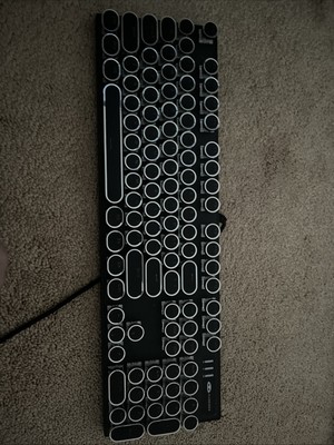 Magegee Model MK-Storm Full Size Illuminated Typewriter Style Keyboard USB Wired