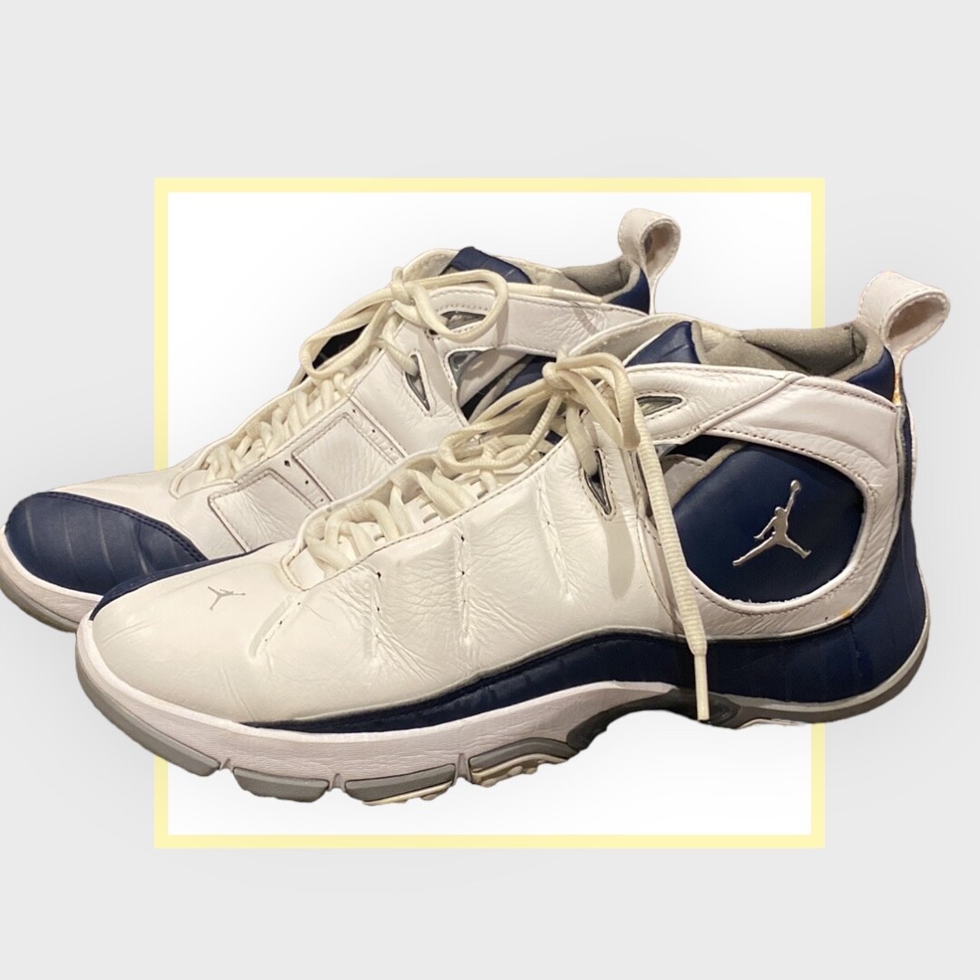 Size 10.5 - 2008 Jordan Jumpman Jeter Clutch White Midnight Navy