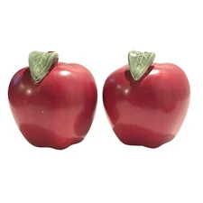 Harry And David Red Apple Salt/Pepper Shakers Ceramic 3.5” x 3.0” Dinner Home