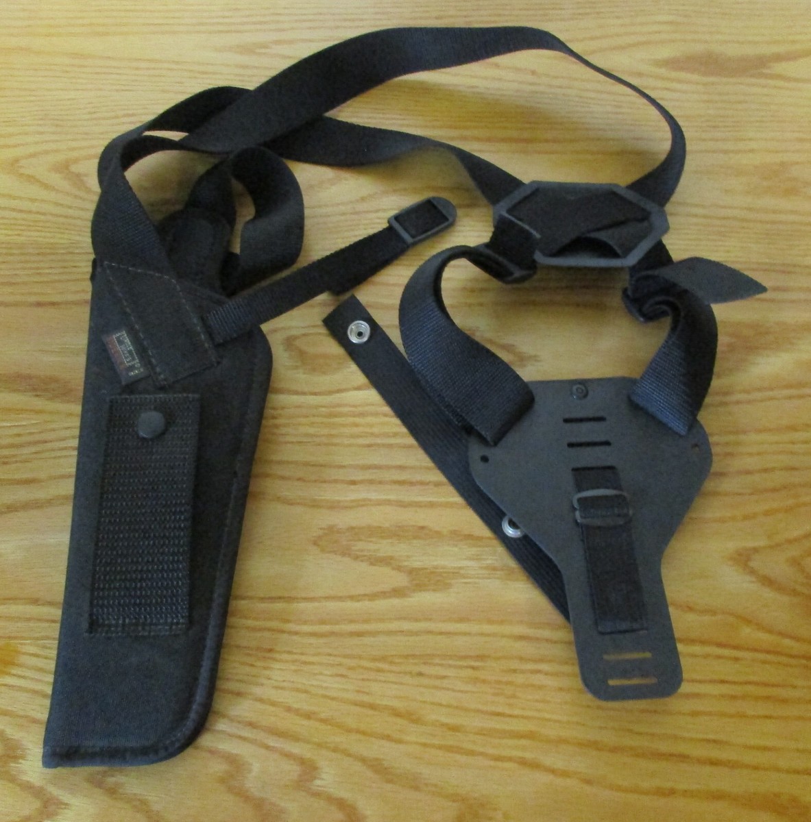 Uncle Mike's Sidekick Left Handed Size 3 Shoulder Holster | eBay