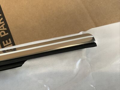 メルセデスベンツ 純正品 シーリングレール A2537207605 Mercedes-Benz