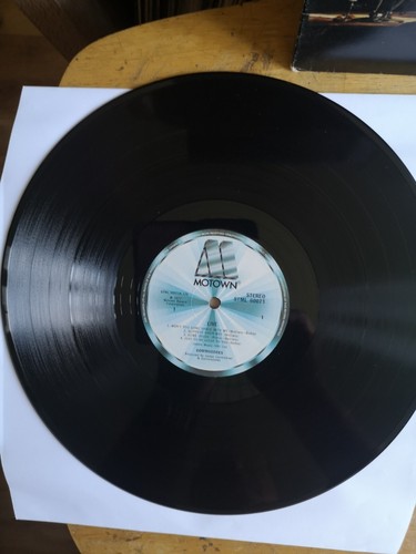 Commodores - LIVE - STML.60071 - 72 Motown 1977 Double LP. VG + VG - Picture 2 of 8