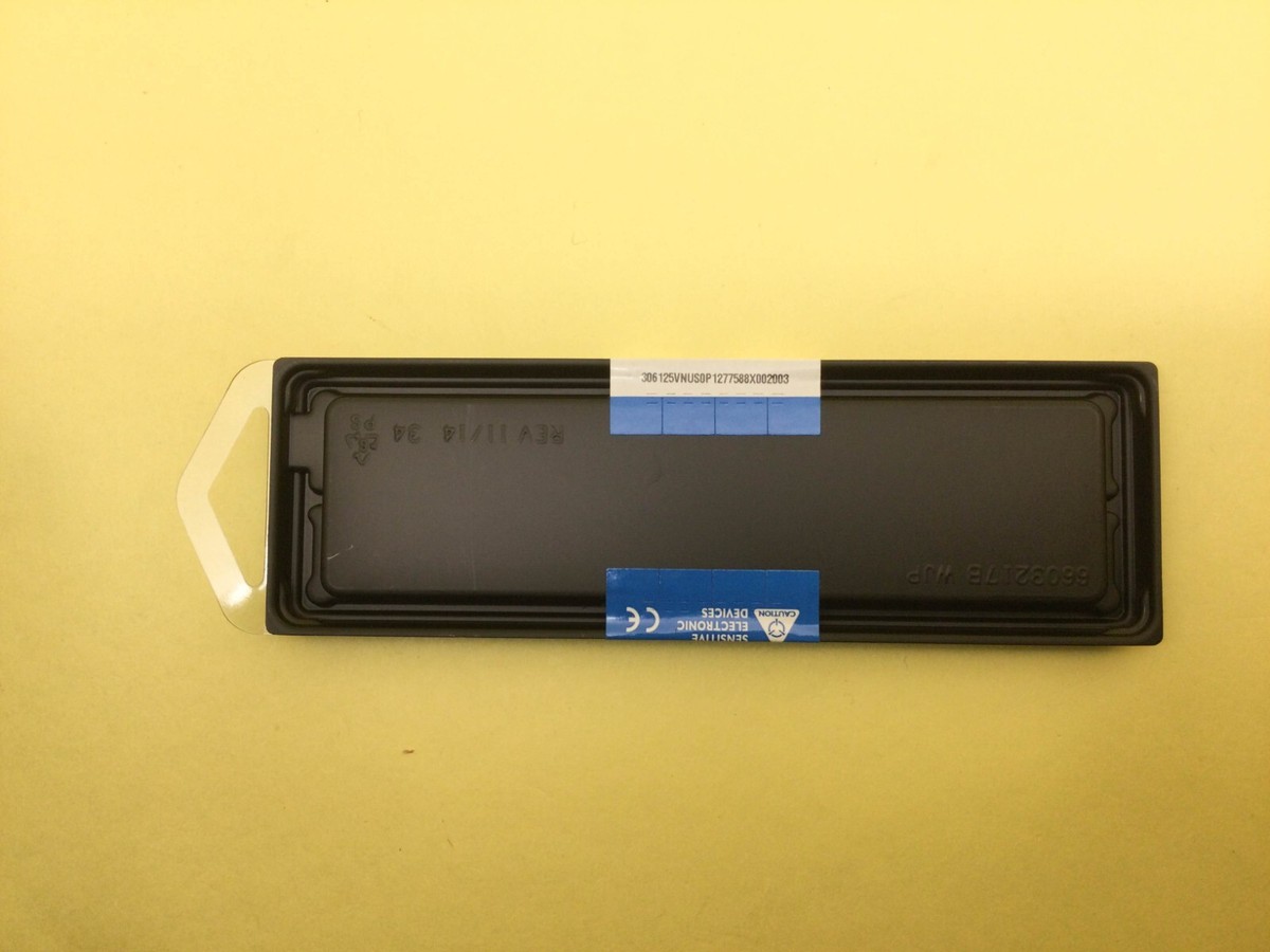Dell Memory 32GB 2RX4 DDR4 2933MHz RDIMM SNP8WKDYC/32VXR New