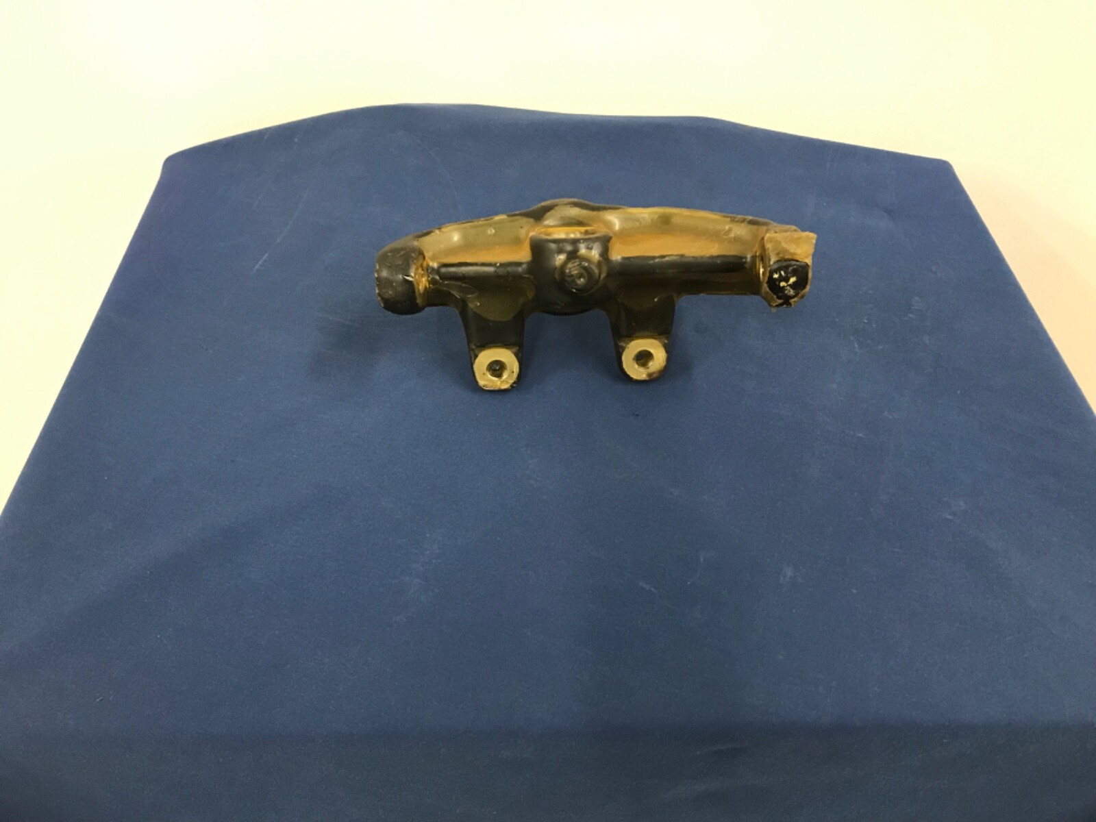 ferrari 308 front stub axle/spindle part 115964/115965