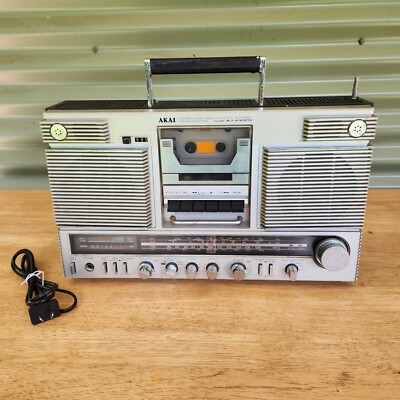 Akai Stereo 4 Band Radio Cassette Recorder AJ-49OFS RADIO WORKING