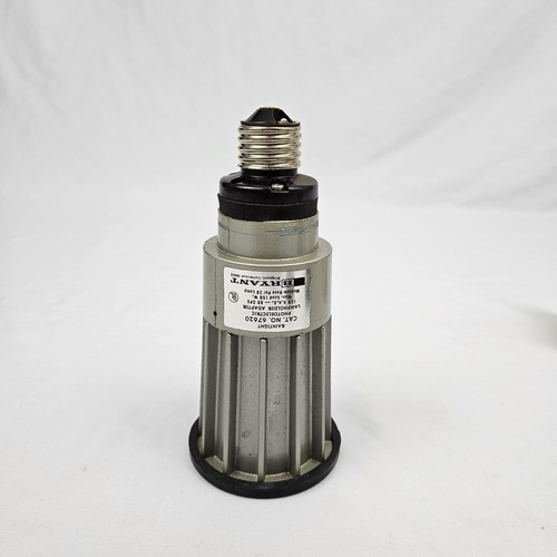Vintage Bryant Fotoelektrische Lampenfassung Adapter 67620 150W 120V für PAR-38 Lampe - Bild 13 von 14
