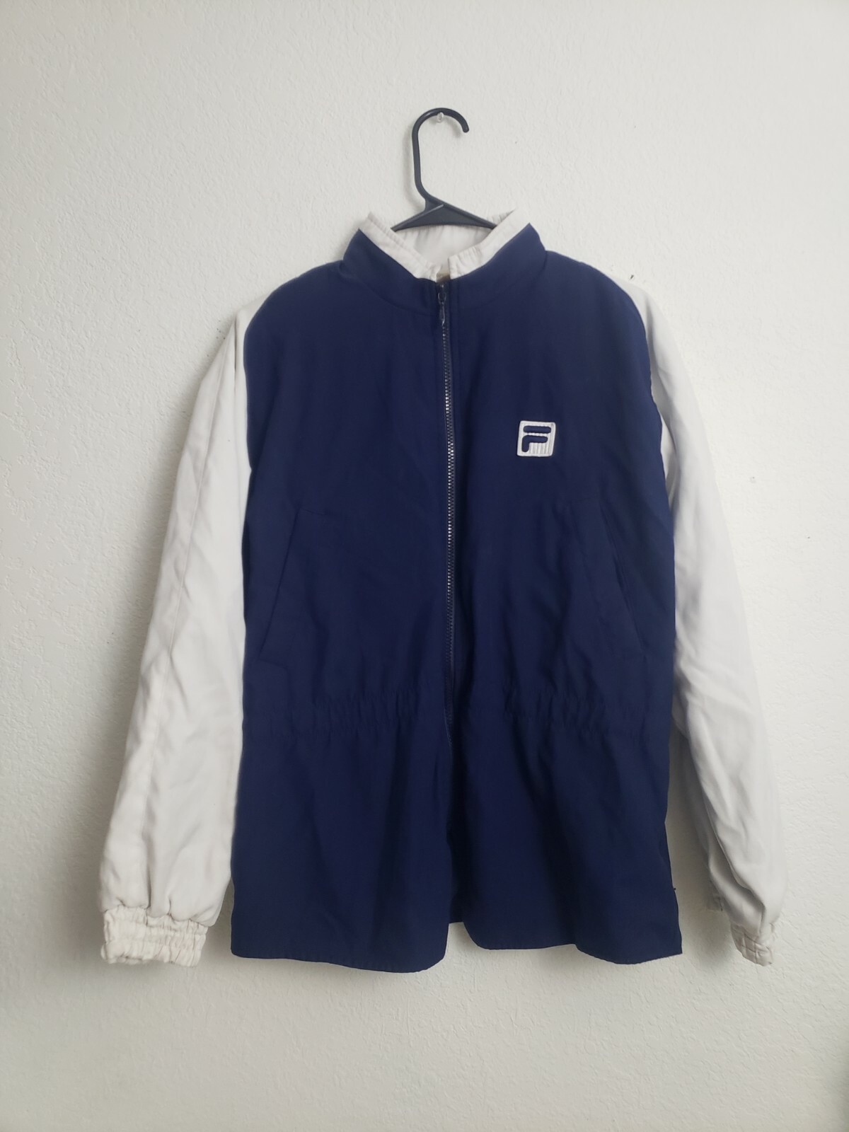 Giacca frangivento vintage anni '90 FILA blu navy foderata vita cinch media cerniera