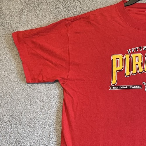 MLBP Pittsburgh Pirates T Shirt Y2K Red Men’s Unsized 2005 - Picture 4 of 16