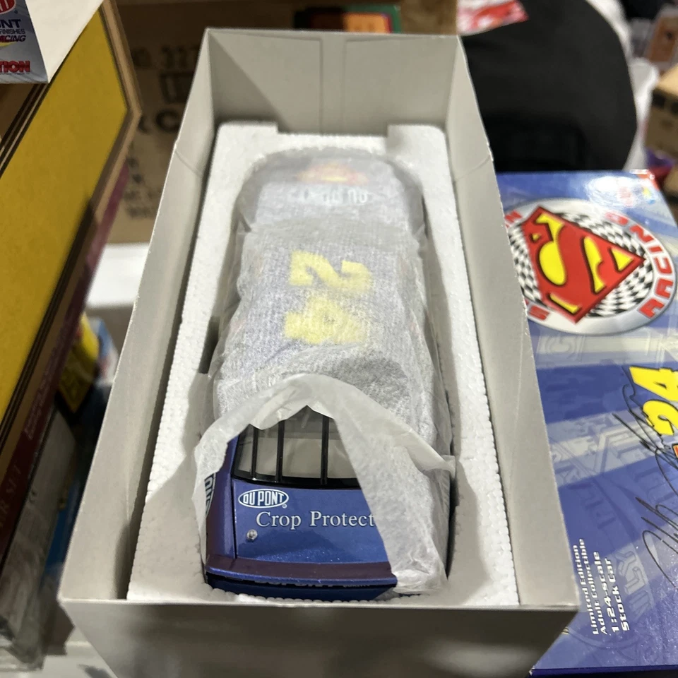 Jeff Gordon #24 Dupont Superman Monte Carlo 1999 1:24 acción NASCAR diecast Foto 3 de 4