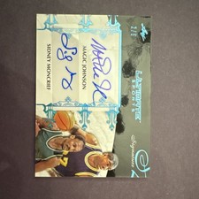 Leaf 2021 Ultimate Sports Signature Magic Johnson Sidney Moncrief Auto 2/5