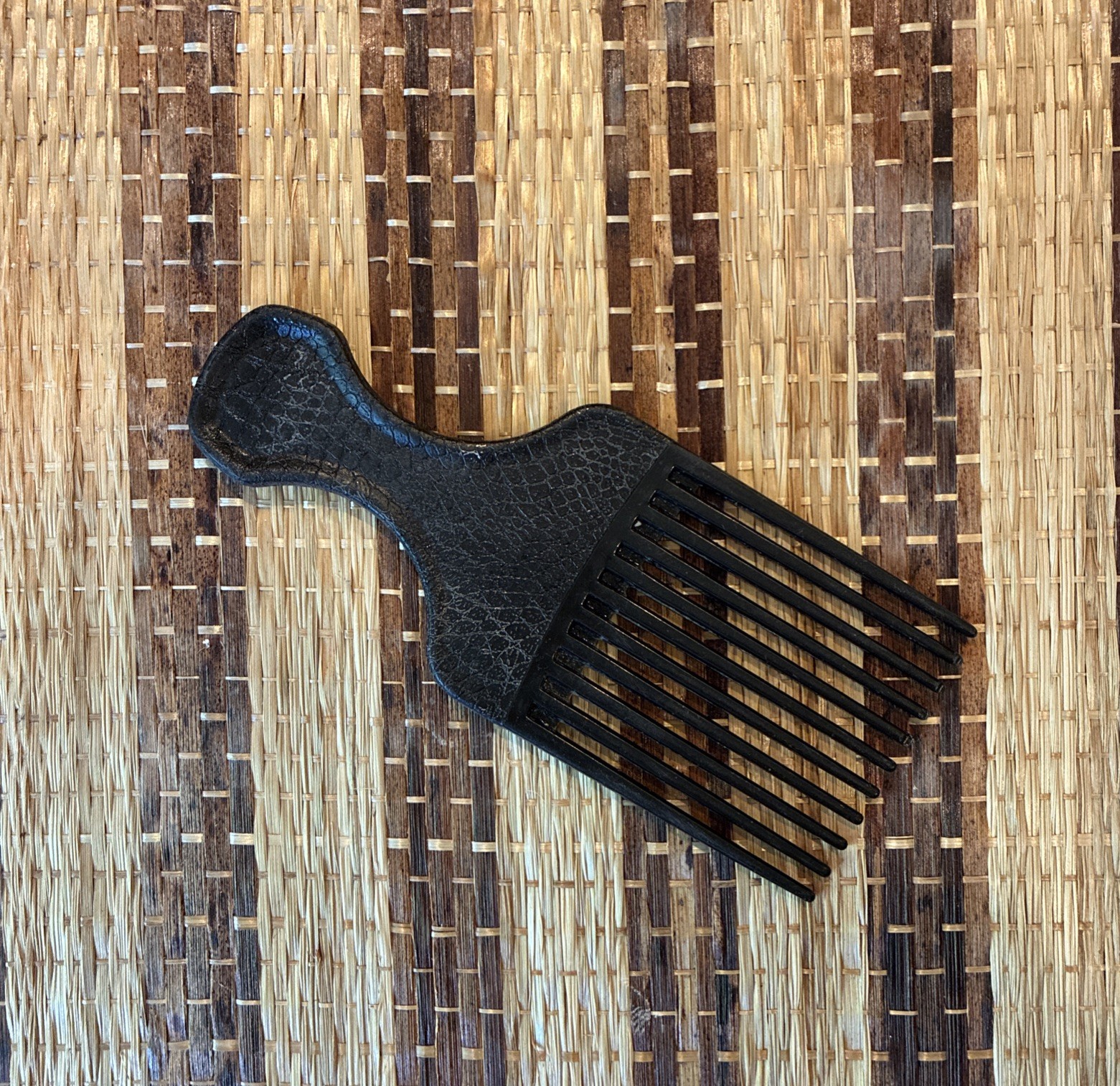 Vintage Goody Hair Pick Textured Plastic Handle Lift Comb 6.5" Soft Blue