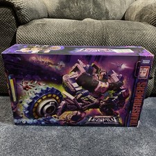 Transformers Generations Legacy Titan Metroplex 22-Inch New Free Shipping