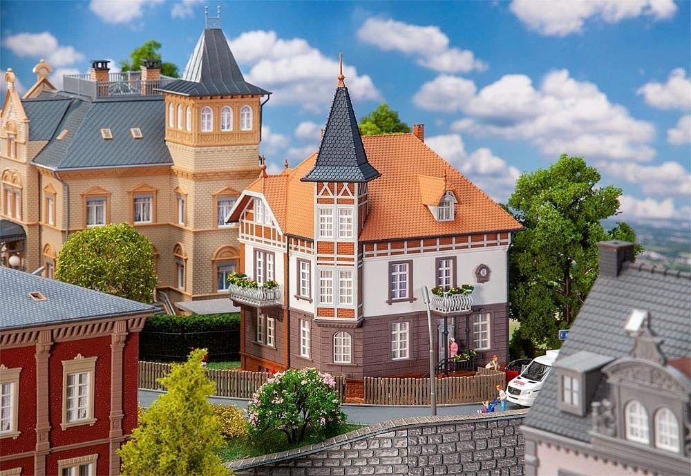 Faller FA130645 Stadtvilla Modellbausatz, Zubehör, Mehrfarbig, One Size