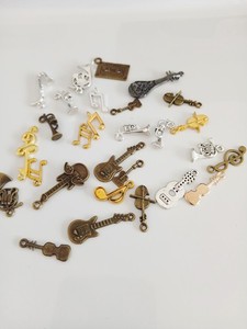 Lot pendentifs breloques musique fabrication bijoux charms jewelry making