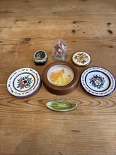 Bundle Of Ceramic And Floral Display Items