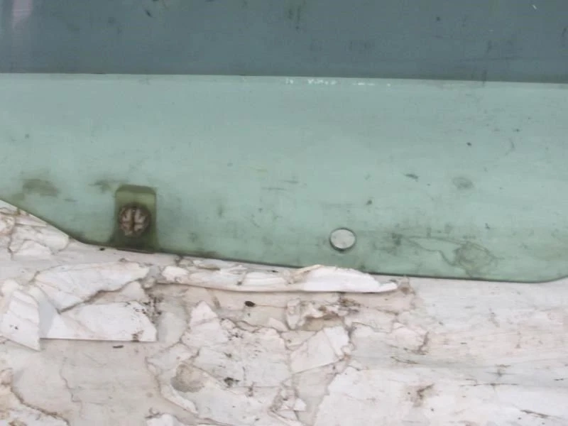 Cristal puerta delantera izquierda OEM 2000 2001 2002 Mazda 626 Foto 4 de 4