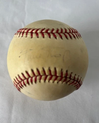 Willie Mays Autographed San Francisco Giants Baseball