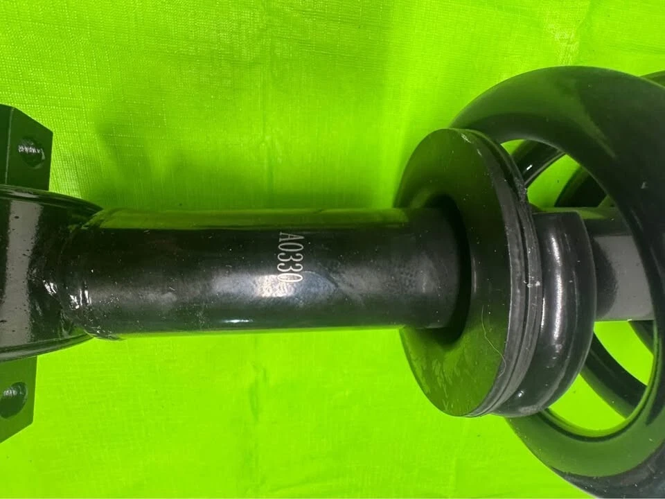 Front Strut Shock Assembly w/Coil Spring for Cadillac Escalade/ESV/Chevy Suburba - Image 4 of 4