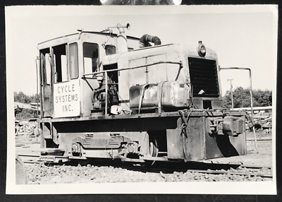 1986 Cycle Systems Inc 25 Tonnen General Electric Zug schwarzweiß Foto in Lynchburg