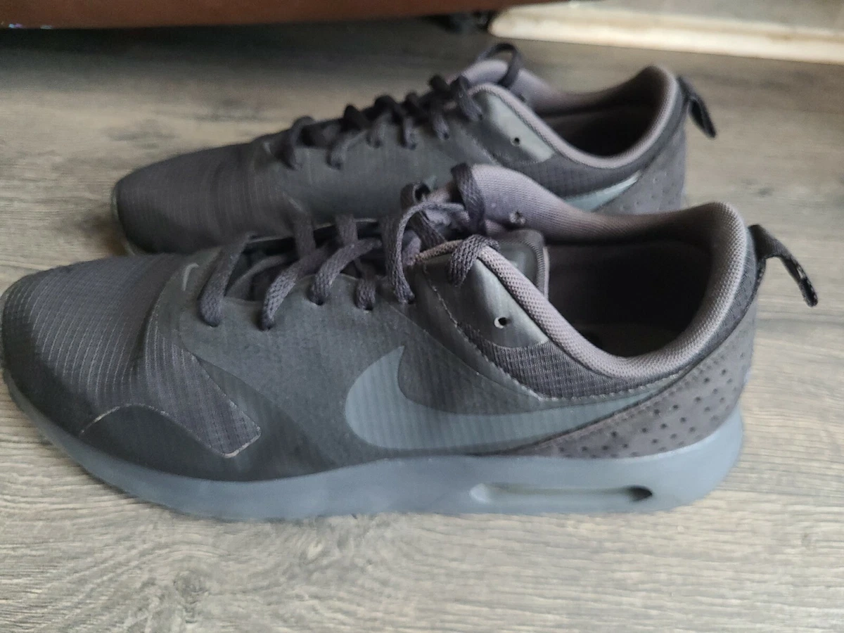 Size 10.5 Nike Air Max Tavas Black 2015. eBay