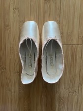 Freed Pointe Shoes 4.5 no X