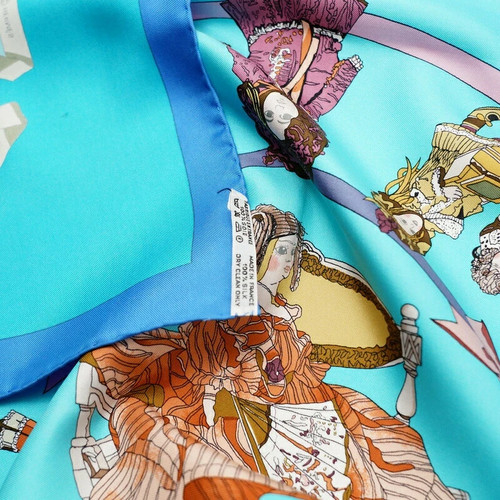 Sciarpa HERMES Carre 90 HELLO DOLLY seta azzurro chiaro con etichette senza scatola usata. - Foto 4 di 8
