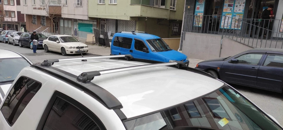 Barras transversales de techo plateadas para Suzuki Grand Vitara JT 2005-2015 Foto 4 de 4