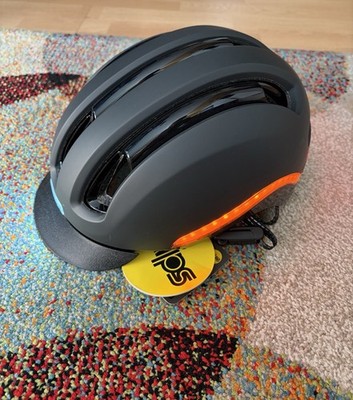 Nutcase VIO Commute Mips LED Fahrradhelm mit Beleuchtung Radhelm Gr. S/M *NEU*