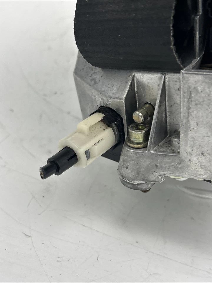 Mercedes W220 2000-2006 Gear Shifter Selector OEM 2202672524 S430 S500 CL500 - Image 4 of 4