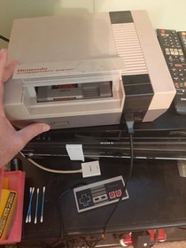 RUSH'N ATTACK per Nintendo NES - 5 viti - Buone condizioni, testato e funzionante!