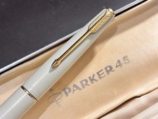 NOS — PARKER 45 WHITE LACQUERED ARGENTINA (BFP712) — fountain pen for sale on Nibfolio — photo 3