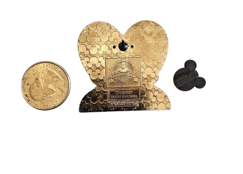 Prendedor Disney "Mi lugar feliz está contigo" Mickey y Minnie Corazón - Imagen 3 de 4
