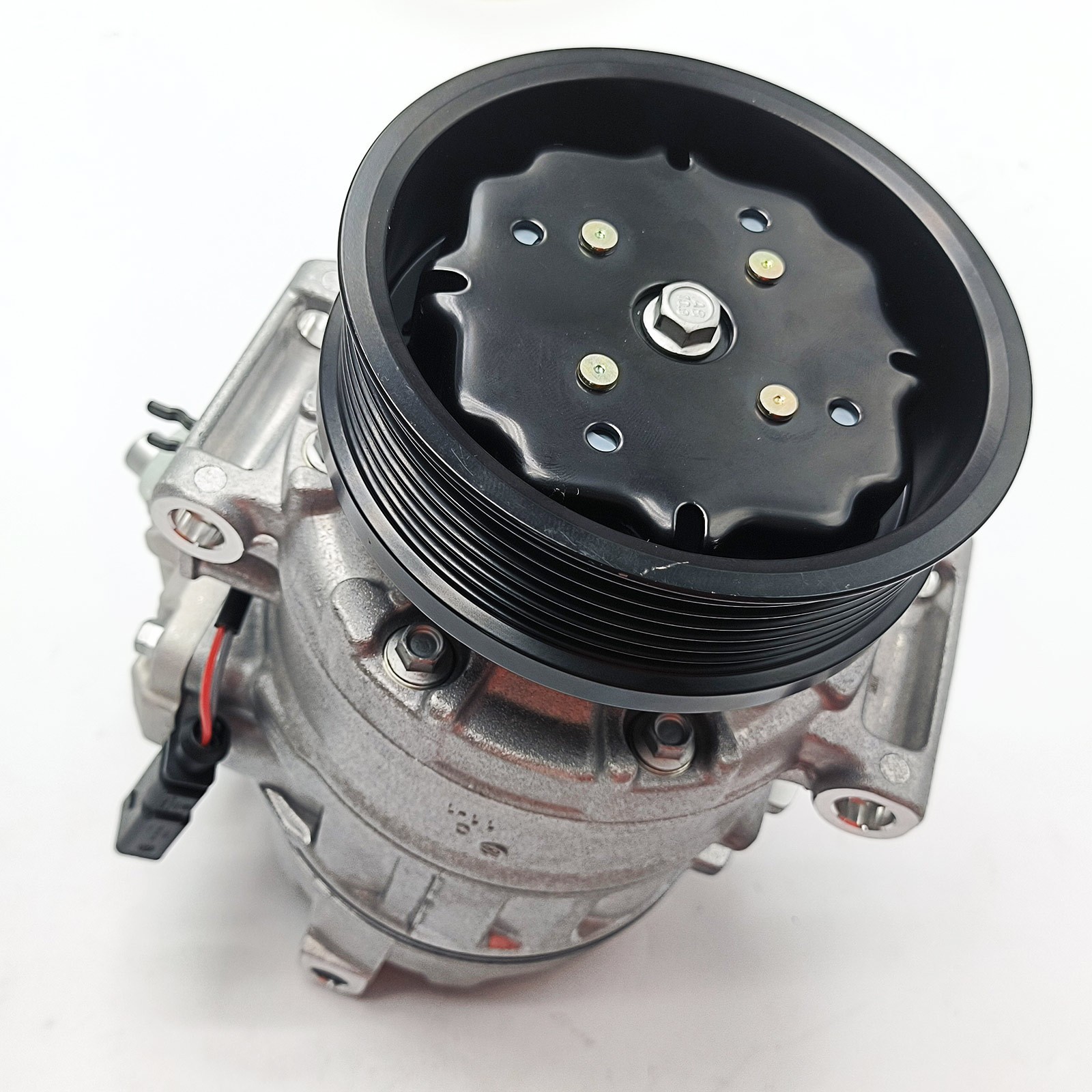 Bentley Continental GT 2006-2018 Compressor with bracket P/N 3W0820803