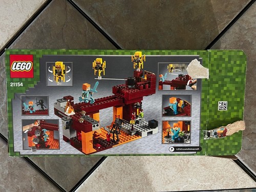 LEGO Minecraft The Blaze Bridge 21154 Partial Set Incomplete Open Box & Manual - Picture 4 of 4