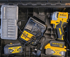 DEWALT 20V Brushless XR Cordless Impact Driver Kit 5Ah Li-Ion Batt Case