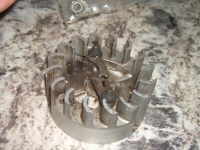 Homelite Super ez  E-Z  flywheel  READ DESCRIPTION chainsaw part  bin 735