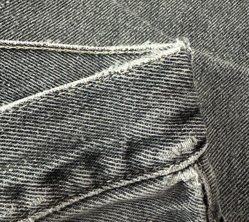 Jeans de mezclilla negros descoloridos vintage años 90 29x30 REALES manchas de pintura envejecidas grunge - Imagen 18 de 20