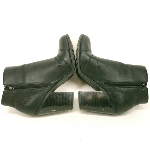 Women's Ankle Boots Size 9 Black Synthetic Leather Side Zip Call It Spring - Picture 6 of 12