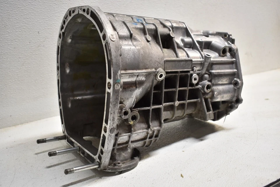 2008 斯巴鲁 Impreza WRX STI 6 速手动变速箱外壳 — 第 2/4 张图片