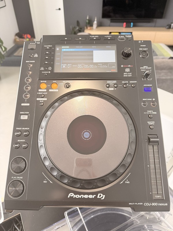 MINT PIONEER CDJ 900 NEXUS REKORBOX USB - ALWAYS PROTECTED - BARELY USED