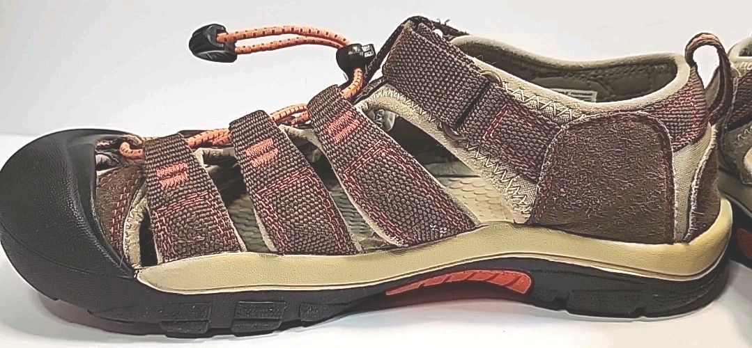 Sandali KEEN Newport H2 taglia 5 37 punta chiusa scarpe da trekking acqua marrone marrone chiaro lavabili