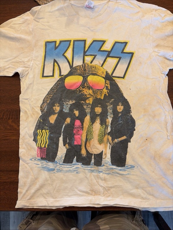 Kiss 1990 Vintage Hot In The Shade Band Tour Tee Men’s Medium
