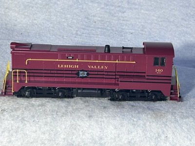 Cool Stewart Lehigh Valley RR Baldwin DS-4-4-1000 #140 DCC Ready Loco HO