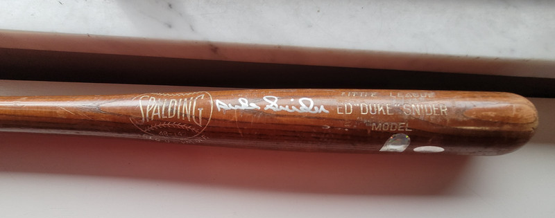Spalding DUKE SNIDER MODEL AUTOGRAPHED  bat LITTLE LEAGUE  AUTHENTICATED by MLB