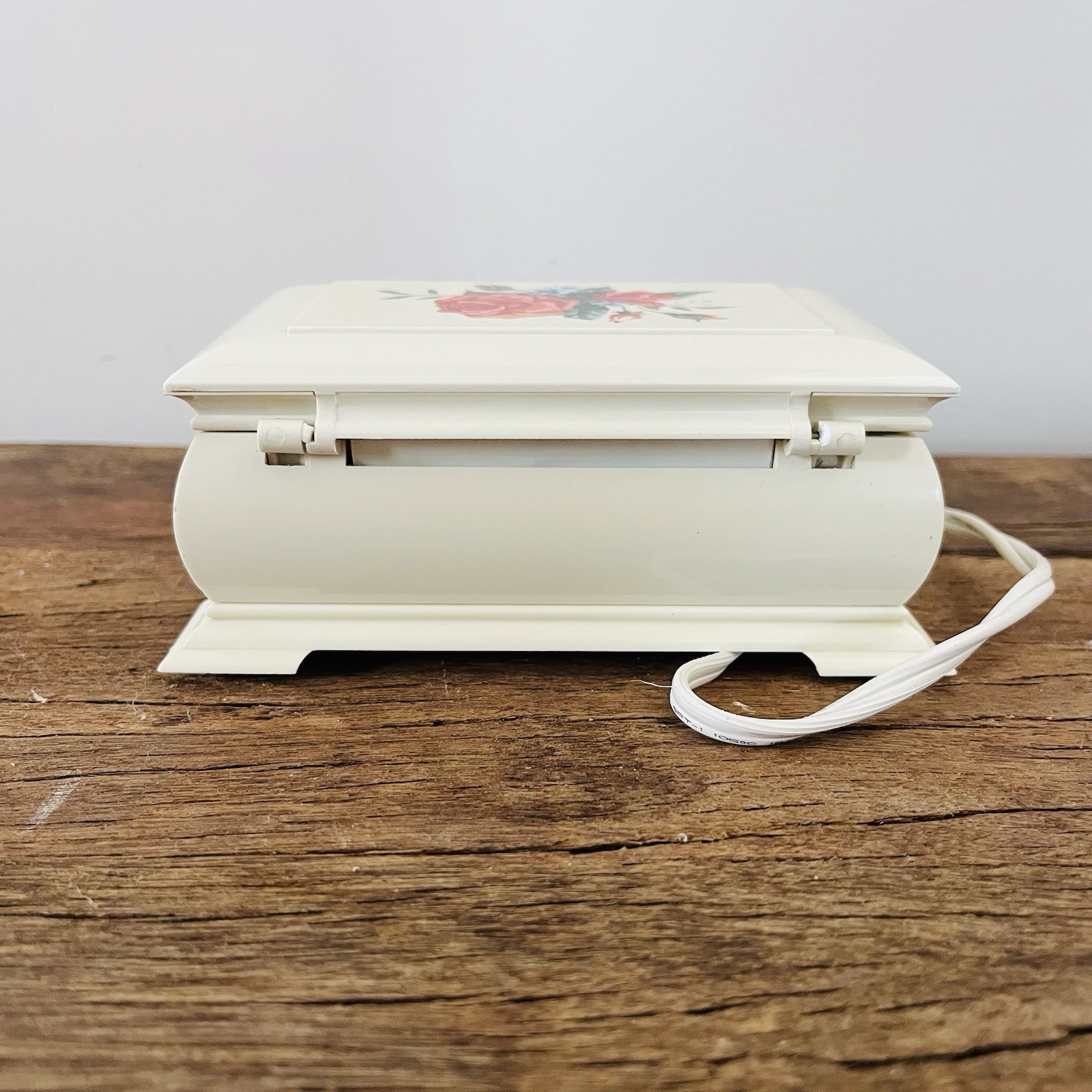 Vintage Floral Box Electronic Clock Digital Alarm Clock Spartus Classic 