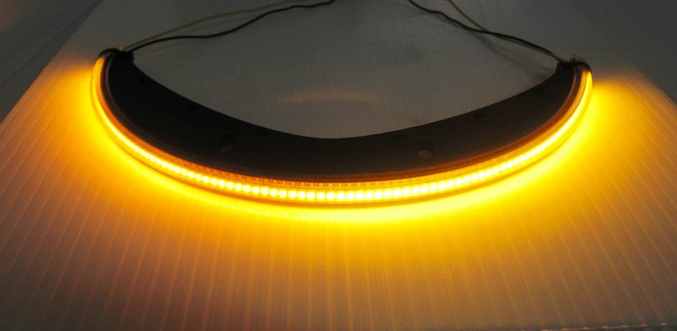 Victory Vegas LED 挡泥板下转向信号灯条套件 - 烟熏镜头 — 第 3/4 张图片