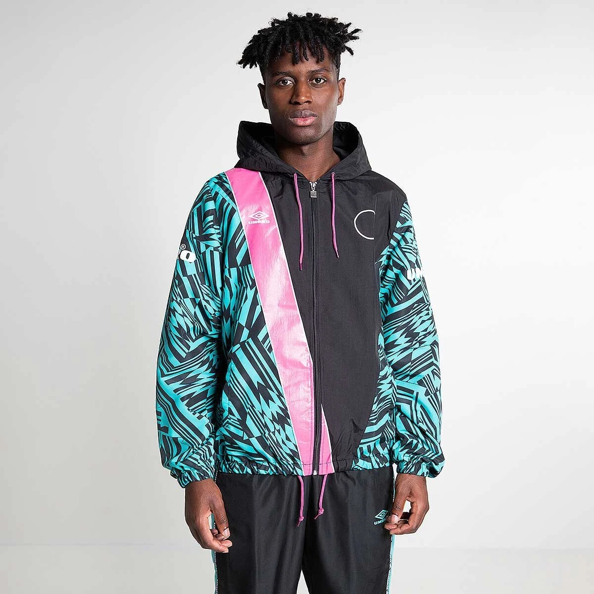 Umbro Aztec Sportswear Windbreaker Multicolor Nylon Jacket Men's Size L / 52